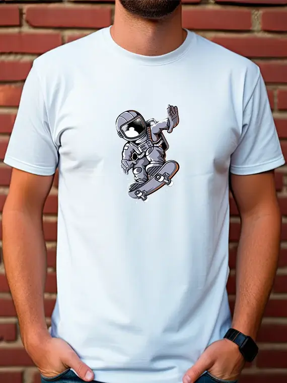 Men's T-Shirt – Astronaut On Skateboard